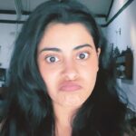 Anisha Victor Instagram - Early bird catches the worm 🐛 Here,take mine too 🪱 🪱🪱 #earlybirds #funny #nightowls