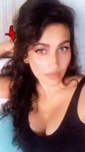 Anjali Lavania Instagram - "A strong woman looks a challenge dead in the eye and gives it a wink." -Gina Carey 

 #iflookscouldkill #eyesspeak #reelitfeelit