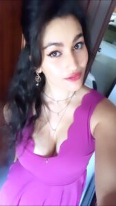 Anjali Lavania Instagram - I love those conversations when we spoke without words 😍

Have you ever had such conversations?

#eyesspeak #speakingwithoutwords #anjelliluvania