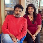 Anjena Kirti Instagram - #CoffeeWithKadhal surprise cameo ☕️💕🎬🎞🍿 # fun #movie #DirectorSundarC #comedy Ooty & Coonoor, Nilgiri Hills, Tamil Nadu