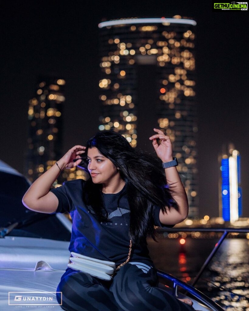 Aparna Balamurali Instagram - Glimpse of Luxury with wholesome Smile. #yacht #aparnabalamurali #dubai #luxurylifestyle - - 📸 @mr.viee - - - - - #aparna #sooraraipottru #actorslife #actress #kollywood #tamilcinema #tamilactress #tollywood #dubaitravel #tourism #travelphotography #yachts #luxuryyacht #kaatupayale #dhee Dubai, United Arab Emirates