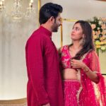 Aparna Vinod Instagram - 💕உனக்காக பொறந்தேனே எனதழகா பிரியாம இருப்பேனே பகல் இரவா💍 @rinil88 #engaged #engagement #love #lovestory #fiancé #wedding #marriage #kalyanam #engagementring #lehanga #blessed #mangalyam#grateful #forever #malayaliactress #southindianbride #tamilcinema #aparna #aparnavinod #malayali #keralagram #kerala #malayaliactress #actor #wedding #aparnaengagement #aparnavinodengagement #bride #bridallehenga #malayali #keralagallery
