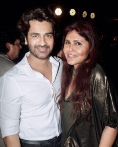 Arjan Bajwa Instagram - About Last Night…..
.
.
.
.
.
.
.
#party #partywear #aboutlastnight #nightout #missuniverse #missuniverseindia #harnaazsandhu #madhurbhandarkar #nishajamvwal #bollywood #partytime #actorslife #fitness #fitnessmotivation #mensfashion #menswear #menstyle #instagood #instagram #insta #instapic