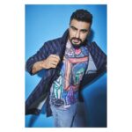 Arjun Kapoor Instagram - Let the blue flow... inside 💙 out 🌧