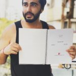 Arjun Kapoor Instagram - Yesterday I found my original shooting script of Ishaqzaade with notes scribbled in them from 8 years ago. At that point of time in my life, self-belief was one thing that mattered the most for me & that's what I got out of Ishaqzaade. Thank you Aditya Chopra for taking a chance with me, Habib Faisal sir for making me a part of your vision, Shanoo Sharma for drilling confidence in me & asking me to finally express myself, Parineeti for being the best co-star that I could have wished for & the entire team of Ishaqzaade for being patient with me every day on shoot - all your silent support made me believe that I could do this, but most importantly Thank you all of you who welcomed me & that wicked smile of mine !!! (PS - that’s me actually looking at the sun & reminiscing in the first picture.) #8YearsOfIshaqzaade @parineetichopra @yrf @shanoosharmarahihai #HabibFaisal
