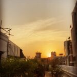 Arjun Kapoor Instagram - I shot this an hour back. This was inevitable to stop the spread & it is literally what the absolute stupidity of a few has done. The country is shut till 14th April now. Maybe not completely but a part of this lockdown & curfew is because of the lack of discipline of a certain few who dared to wander & not take the situation seriously... 21 days begin now !!!