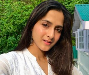 Arushi Sharma Instagram - Sweet▶️tryin hard to be sweet▶️losing interest▶️😉