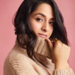Arushi Sharma Instagram - 📸📷☀️ . . . . . . 📸 by: @meetesh_photography Styled by @jueeleechavan Makeup by @vibhagusain Hair by @snigdha_hairandmakeup Wardrobe credits Sweater : @h&m Ring : @one_nought_one_one
