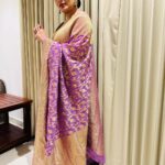 Arya Instagram - From the gorgeous land of Banaras ❤️ Six yards of pure grace…. Saree @kanchivaram.in MUA @vikramanvijitha Hair @chan_aneesh #sareelovers #banarasisaree #trend #fashioninfluencer #loveforsaree #dressup #wedding #makeup #inspo