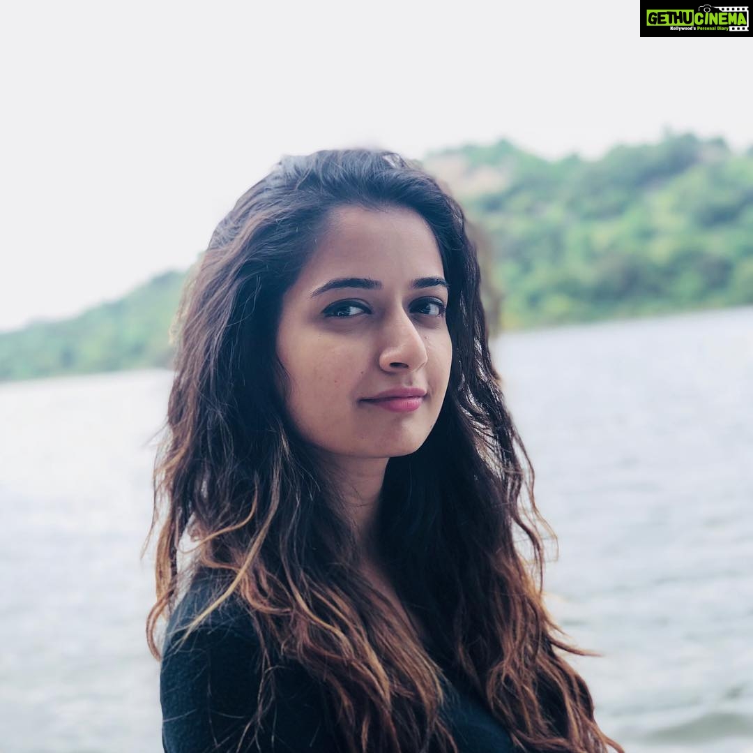 Ashika Ranganath Sex Video - Actress Ashika Ranganath HD Photos and Wallpapers September 2018 - Gethu  Cinema