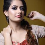 Ashika Ranganath Instagram - Favourite one from the series ♥️ Wearing : @shachinaheggar 👗 PC : @photographer_ajay 📸 Make up : @makeupdiaries_by_ashwini Hair : @glamup_by_shrutibadami Assisted by : #Rakesh Studio : @studiofibonaccii
