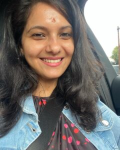 Ashwathy Warrier Instagram - New dawn , new day ☀️❤️! #nofilter #selfie #smile #newday #newdawn #london #travel #temple #specialday #goodtimes #grateful #ashwathy #ashwathywarrier #ashwathyravikumar
