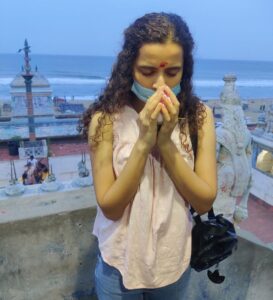 Athulya Chandra Instagram - The happiness of your life depends upon the quality of your thoughts 🤍
#marcusaurelius