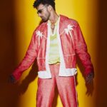 Avinash Tiwary Instagram - As i feel my cold feet, I look for you to walk through the door like the sun rises over the mountains... Bright,Happy,Hopeful with the Power to warm the world with your inherent light😊 📸-@mohitvaru Styled By @shaeroy Hairstylist @anshul_hair Makeup @rohan_mohan09 Assistant Stylist @alizaafatmaa Full look @triune.store Shoes @louboutinworld Jewelry @inoxjewelryin Tinted Sunglasses @rayban @luxottica