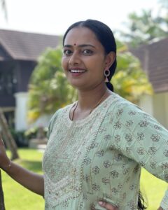 Divya Padmini Instagram - 🙇‍♀️
