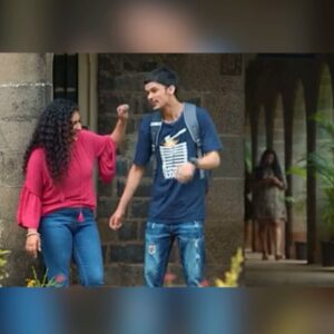 Geetika Mehandru Instagram - First interaction between Gouri Diggi Prisha😛😛🤪😝😬😬 

Let me know how you like it!
@geetikamehandru @officialkanikamann @harshit_sid 

@glenbarretto @ankushmohla 
@rrcamera 
@thisisdsd @pri.sampoorna 

@mxplayer @endemolshineind 

#roohaniyat #ishqmeinroohaniyat #geetikamehandru #kannikamann #trending #song #gdp #kadakbrokadak #gouri #friendshipgoals #crazzy #friends #fun