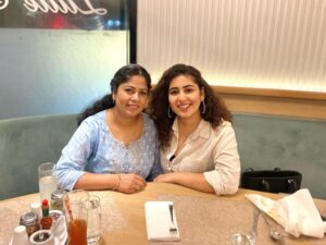 Geetika Mehandru Instagram - Had an amazing time with my mommy yesterday at @littleitalyjuhu 

Mommy @anjumehandru 

#muchrecommended #littleittaly🇮🇹 #mommy #mummadaughter #solikeher #gratitude #goodvibes #✨