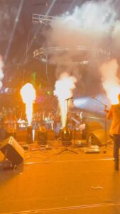 Haricharan Instagram - “A day at work” 

Recent performance at @govt_mch_tvm 
Such a crazy crowd ! Wishing all these future doctors all the very best! 

Always grateful for all the Love they shower us with. ❤️❤️❤️❤️❤️❤️❤️❤️❤️❤️

Shot by @pavithraharicharan ❤️
@outro_graduation16 
#outro