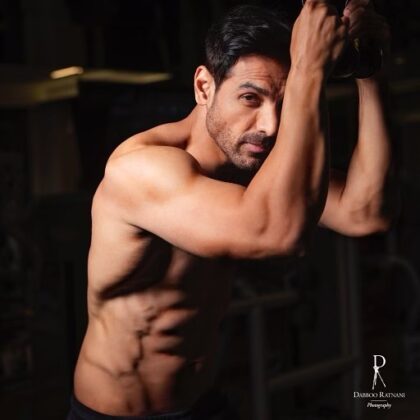 Actor John Abraham HD Photos and Wallpapers November 2022 - Gethu Cinema