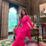 Karishma Sharma Instagram - Eid Mubarak 💫💫 Rambagh Palace