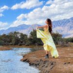 Karishma Sharma Instagram - That’s the things about nature, it makes you feel so Minuscule and so Important at the same time. 🌻🌞 Wearing @labelfrow @deyor.in #leh #lehladakh #beauty #nature