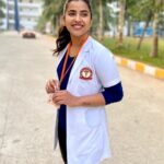 Komalee Prasad Instagram – To shoots , fresh air , freedom and acting the doctor in me, #throwback to so many good things 🥺❤️
Can you guess which upcoming movie are these #workingstills from ?!