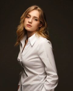 Maria Ryaboshapka Instagram - Photo: @sashazinevich

#actress #model #movie #mariaryaboshapka #sparrow