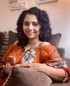 Namita Krishnamurthy Instagram - Couch potato. 🥔

@nithin.ram 📸

#namitakrishnamurthy #feelingcute #lounging
