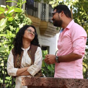 Namita Krishnamurthy Instagram - BTS from my favourite moments as Janaki! This scene was shot on my very first day for #Triples. Frankly, I wouldn't have had it any other way since the scene so neatly encapsulates the relationship between Maadhu and Jaanu. It paved the way for the rest of the shoot in terms of how I saw Janaki as a character, what her quirks and eccentricities would be, and how she would interact with the situations around her. Biggest props to @actor_vivekprasanna - someone I can keep talking about forever - whose positive energy on set, dedication to the craft, and top notch talent helped me shape my character in a more compelling and beautiful manner. An actor is nothing without a good co-actor. I thank him everyday for being that for me. What was your favourite #MaadhuJaanu moment? Let me know! ❤️

PS - We wrapped this scene in 2 takes! 💃

Picture credits to @hakunamatata_sai 📸

#triplesthefun #tamilwebseries #triplesbts #namitakrishnamurthy