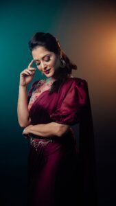 Neetha Ashok Instagram - All I got right now is dreams ❤️

Designed by @rishi_designs11 @hvpallavigowda 
Styled by @boss_ladyy_vestire 
MUA @dhwanimakeovers 
PC @abi_spandan @d_tale_teller 
Studio space @lightbucketproductions