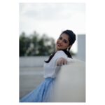Neetha Ashok Instagram - 👗 An outfit I can picture wearing a million different ways. So classic, so retro & yet so modern. Photography by @nitinpatte @aritra.ghosal.moments @moodarrest Wearing - @arulaa_by_rashmianooprao Mua @alyna_makeovers