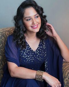 Neetha Ashok Instagram - Sending you all love & light 💙

Chennai Pre-Release Event

Outfit from @_shilpa_hegde @thestyler_blog 
Hair by @makeover_theju