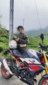 Noorin Shereef Instagram - @evmbmw_motorrad