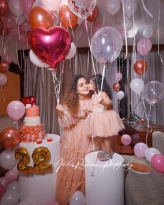 Noorin Shereef Instagram - 3.4.2021 🤲🏻 @akhileshraghavan_photography @nikhilfrancisncompany @the_heavenslice @naznoor.official @crowneplazakochi Crowne Plaza Kochi