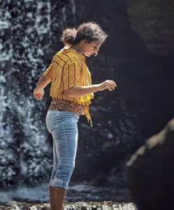 Noorin Shereef Instagram - Me: i wanna travel each and every inch of world with you♥️♥️♥️ Sunlight :comes lets go bae 📸 @deepak__kc #entenaadu #keralatourism #keralatraveldiaries #indiandestinations #tourismthailand Kerala, South India