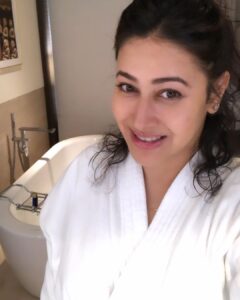 Panchi Bora Instagram - Bathroom selfie and yoga time!