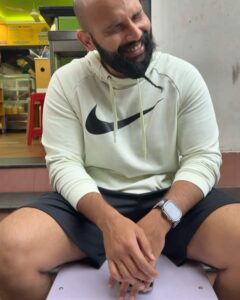 Parvathy Instagram - ‘Ente idli njan tharoolaaaaa’
Mean Joey bheegaran for you! 
Photo dump of a morning done right !

Early morning run and breakfast at @mysore_raman_idli with @bheegaran 

Swipe to see his smug happiness over getting butter podi idli vs my humble ghee podi idli! Then of course we rounded it off with a ghee roast! 🥳🥳🥳