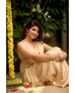 Pragya Nagra Instagram - Happy Vishu🌸

Costumes - @ivalinmabia
Stylist - @priyaregan_mb
Photography - @camerasenthil
Makeup - @jiyamakeupartistry
Hair - @rakmakeupartistry
Shoot organised by @rrajeshananda

#onam #kerala #onamcelebration #happyonam #keralagram #malayali #mallu #keralatourism #onamspecial #keralasaree #malayalam #keralafood #keralagodsowncountry #keralam #kochi #keralaattraction #keralaphotography #onamsaree #godsowncountry #onamfestival #saree #onamvibes #keralagram #onamission #onamcollection #onamsadhya #onamusically  #onamdresscode #traditional