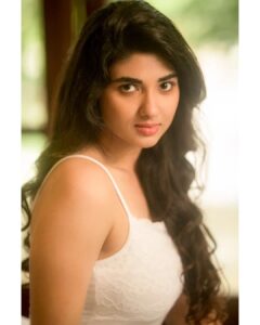Pragya Nagra Instagram - The original 500k post!😋❤
Stylist - @priyaregan_mb
Photography - @camerasenthil
Makeup - @jiyamakeupartistry
Hair - @rakmakeupartistry
Shoot organised by @rrajeshananda 🥰❤