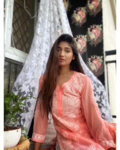 Priya Vadlamani Instagram - It’s been a while...🐽
👗 @reasonable_closet
