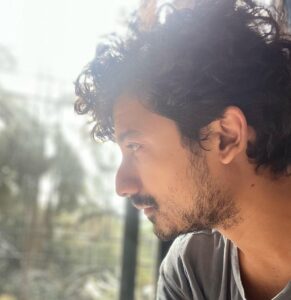 Priyanshu Painyuli Instagram - I get up, I think and then Go back to Dreaming. 

#keepsmiling #keepdreaming