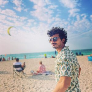 Priyanshu Painyuli Instagram - Following the beachy windy Colourful Bird. 

#beachvibes #dubai #kitebeachdubai