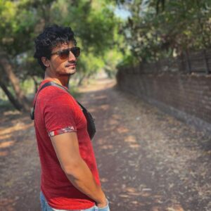 Priyanshu Painyuli Instagram - You coming ?
