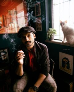 Priyanshu Painyuli Instagram - Let’s begin the Stare game. We are ready. 

Pic by : @shivajisen 
HMU: @rahul.makeupandhair 

#peakyblinders #peakyblindersstyle #picoftheday