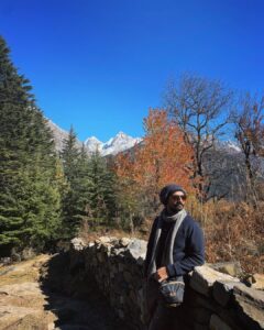 Priyanshu Painyuli Instagram - Missing Mountains. Missing #harsilvalley - The mini Switzerland of India. If you haven’t visited you must once for sure. You will feel like you are in a painting with beautiful colours😊❄️

#travel #uttarakhand