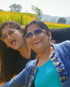 Rekha Krishnappa Instagram - Random pics wit friends , day well spent😍.
.
.

#vacationmode #vacations #dayoutwithfriends #dayouting #partytime #bangloreouting  #friendship #friendshipgoals #friendsforever #friendsforlife