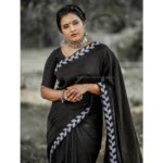 Roshna Ann Roy Instagram - 🖤 . ...................................... 📸 : @sunesh_kalapurackal Jwells : @macsjewelry Saree : @adornelegance Mua : @meeramax_makeupartist 🖤🖤🖤🖤🖤🖤🖤🖤🖤🖤💯💯💯💯💯💯