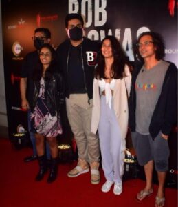 Samara Tijori Instagram - Nomoshkar🙏🏻 #bobbiswas is now yours ❤️ go ahead and shower some love! I can’t even begin to tell you how nervous I am 😋 do you see it?! 😂 
@zee5 @redchilliesent 

Grey Pants: @ona_label
Blazer: @hm

Styled by: @ashti.91
Assisted by: @palak_surana14