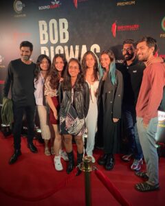 Samara Tijori Instagram - Nomoshkar🙏🏻 #bobbiswas is now yours ❤️ go ahead and shower some love! I can’t even begin to tell you how nervous I am 😋 do you see it?! 😂 
@zee5 @redchilliesent 

Grey Pants: @ona_label
Blazer: @hm

Styled by: @ashti.91
Assisted by: @palak_surana14