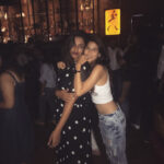 Samara Tijori Instagram - Happy Burrrrday Aashaaaaaaaaaa 🖤🖤I LOU U @ayesharmaa Diablo Mumbai